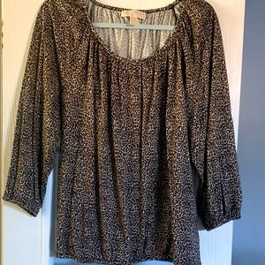 Great work top. Excellent condition worn once. From pet & smoke free home.